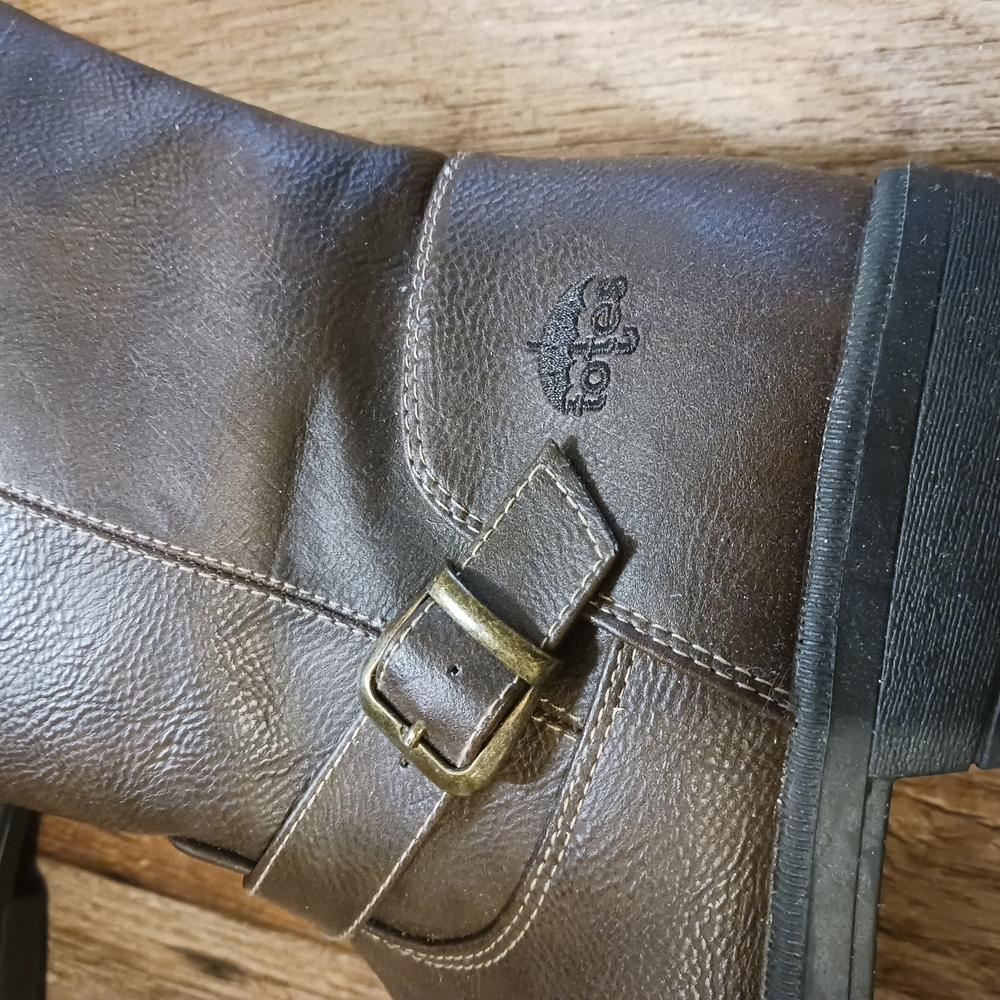 Women's Brown Leather Boots - Picture 4 of 5